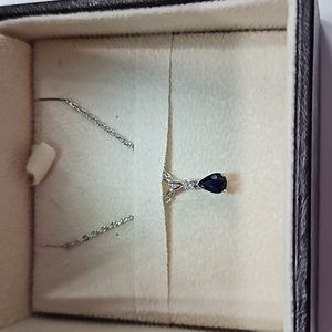 Angara Sapphire Pendant